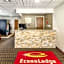 Econo Lodge Cadillac