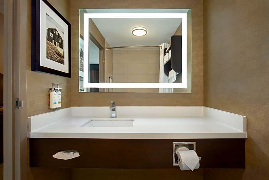 Holiday Inn Express Hotel & Suites Barrie By IHG