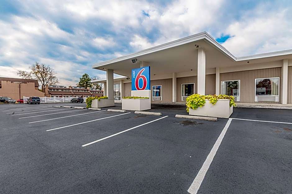 Motel6 Winchester, VA