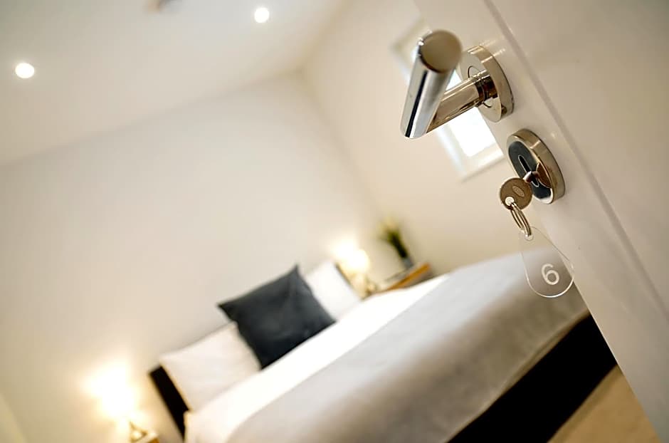 Apple Tree Place B&B