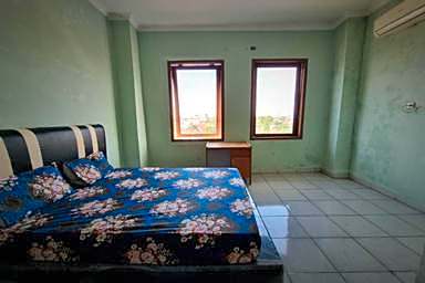 EXPRESS O 91979 Penginapan Tondong Ta