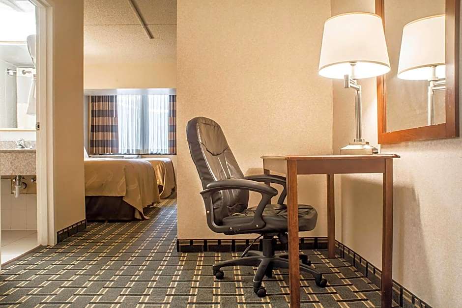 Quality Inn & Suites Palm Island Indoor Waterpark