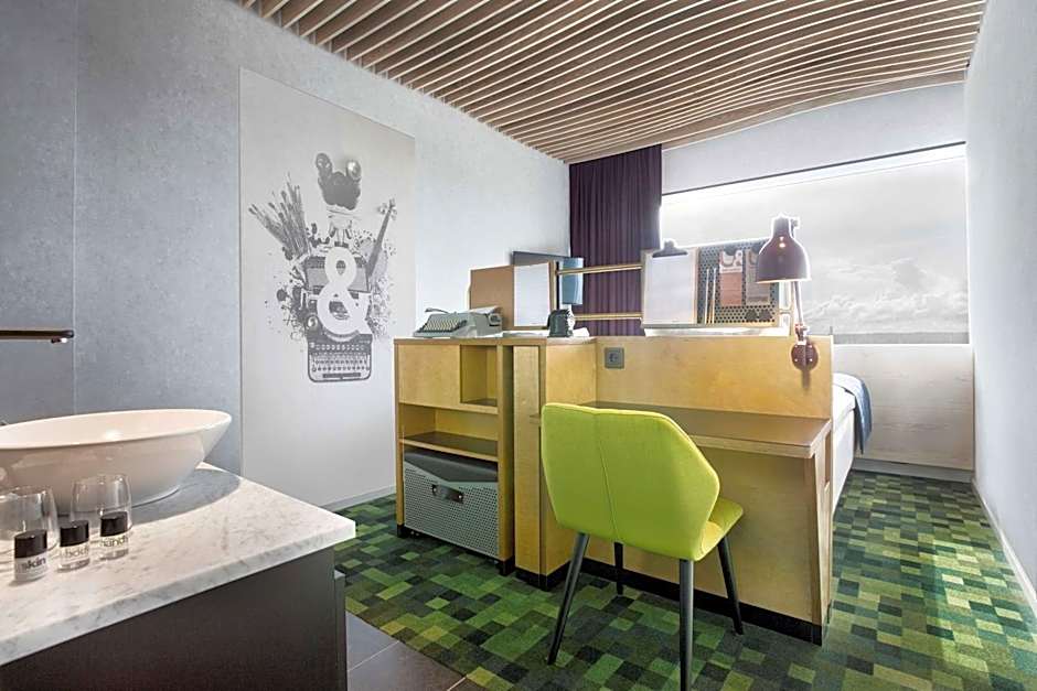 U&Me, BW Signature Collection