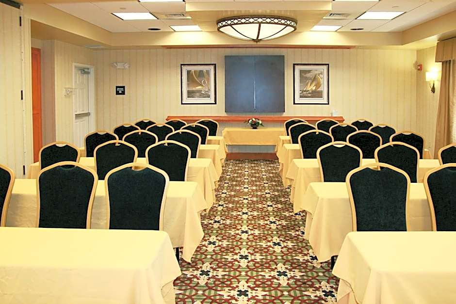 Hampton Inn By Hilton Easton