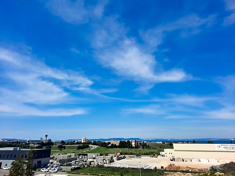 Holiday Inn Express - Marseille Airport By IHG