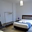La Perla Granada Suites
