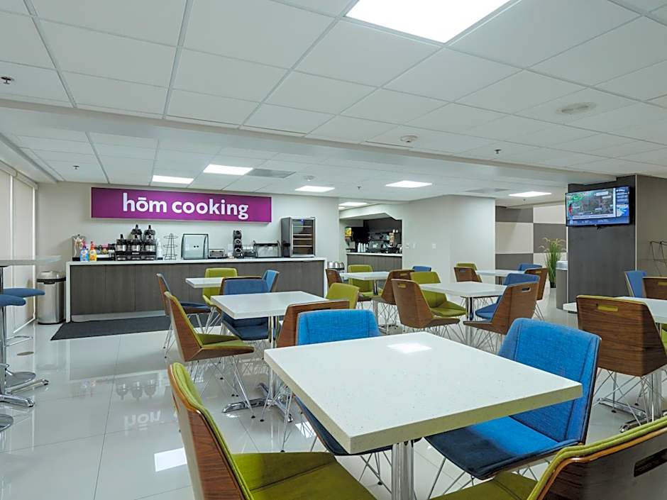 HoM A Trademark Collection Hotel