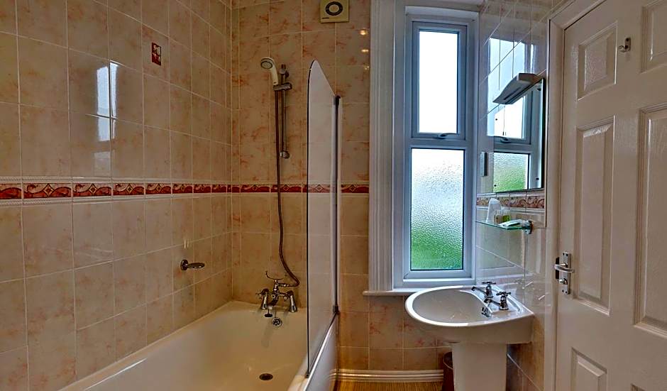 Cavendish Central Bournemouth