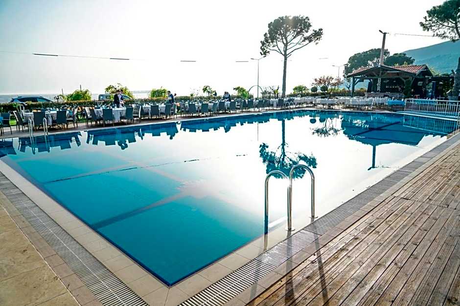 Aloria Garden Hotel