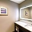 La Quinta Inn & Suites by Wyndham Opelika / Auburn