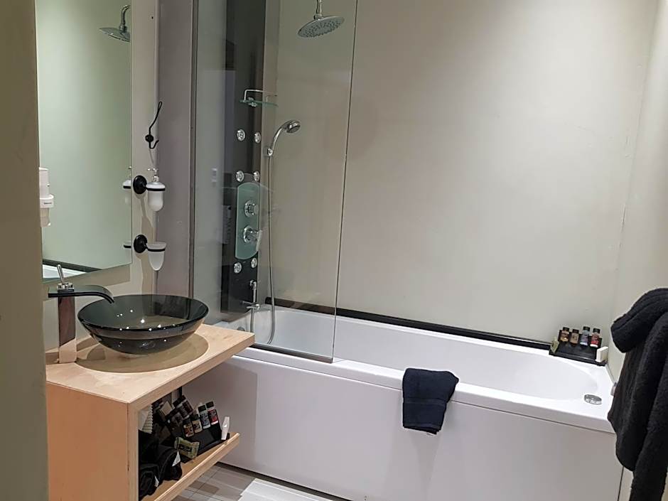 Old Town Senses Boutique Hotel