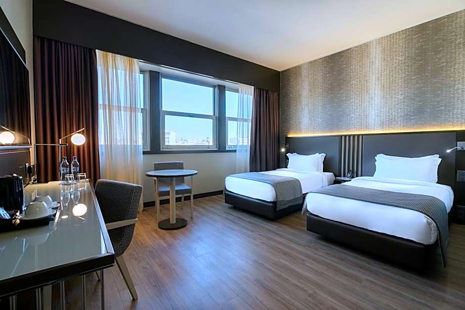 Photo 1 of 2 of Deluxe 2 Beds