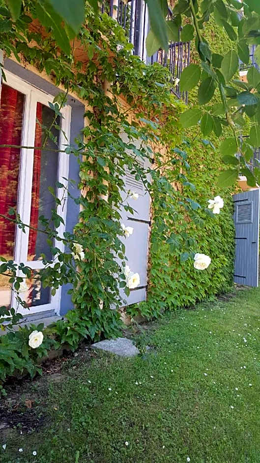 The Originals City, Hotel La Siesta, Annonay Est (Inter-Hotel)