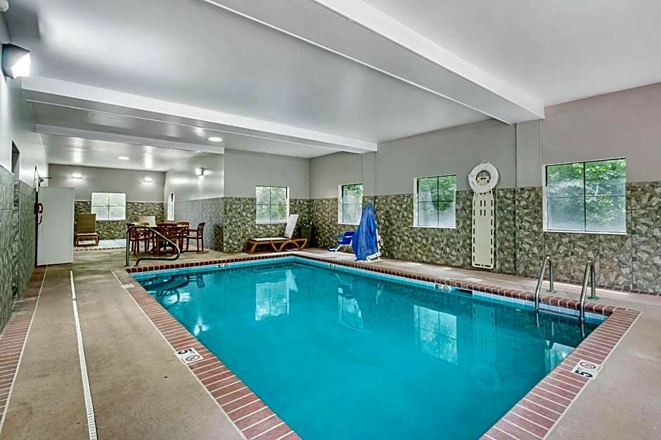 Country Inn & Suites by Radisson, Pickerington, OH