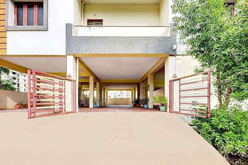 Akshaya Kanuru by Oyo – Vijayawada, IA