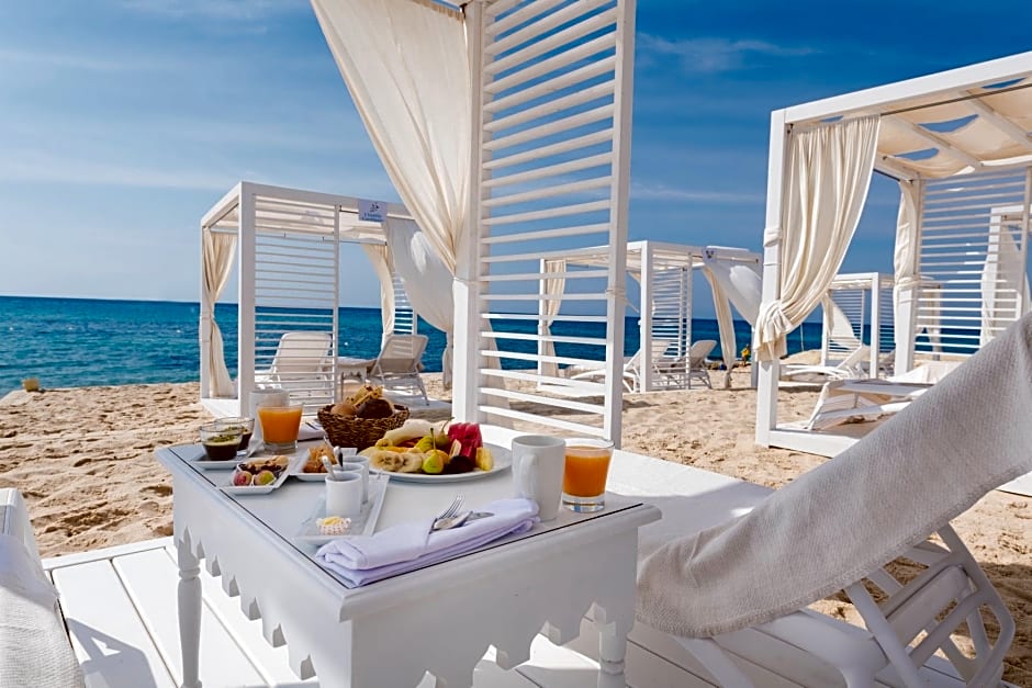 La Badira - Adult Only