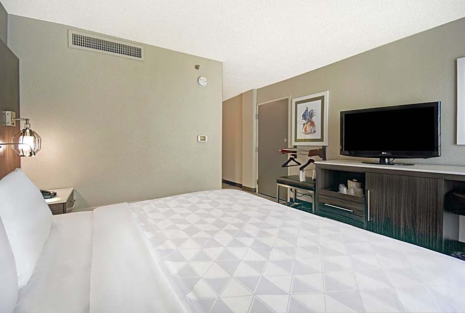 Holiday Inn Memphis Downtown Beale St. By IHG