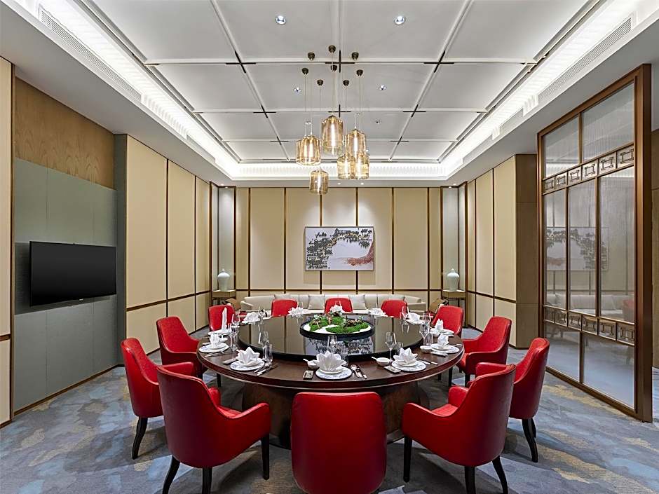 DoubleTree by Hilton Quzhou