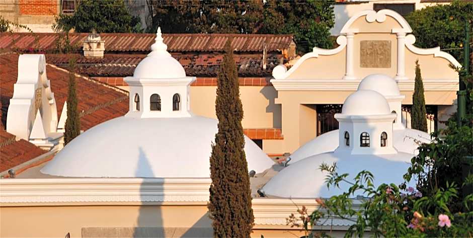 Pensativo House Hotel