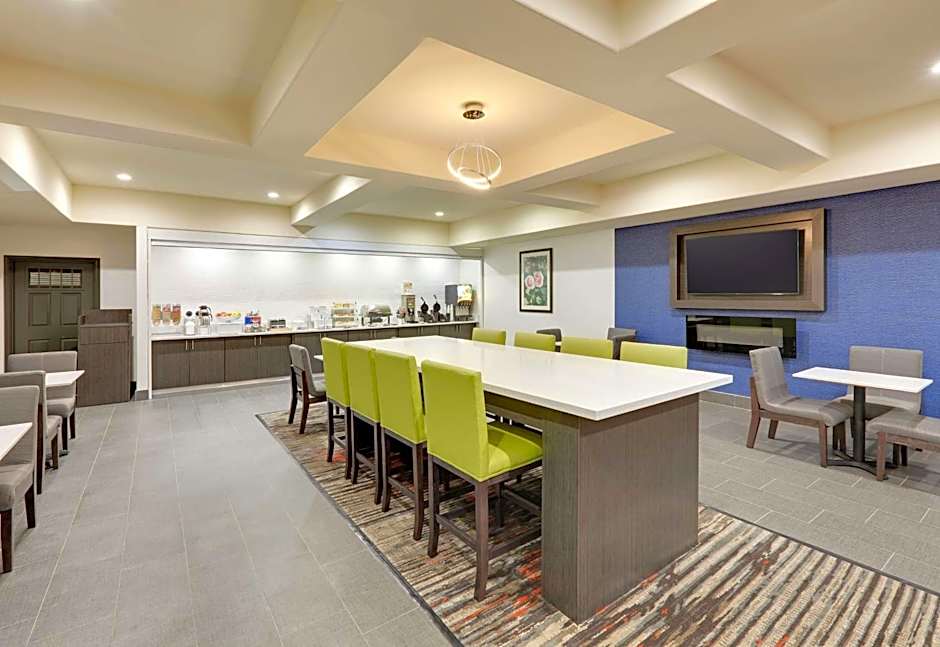La Quinta Inn & Suites by Wyndham Tyler South
