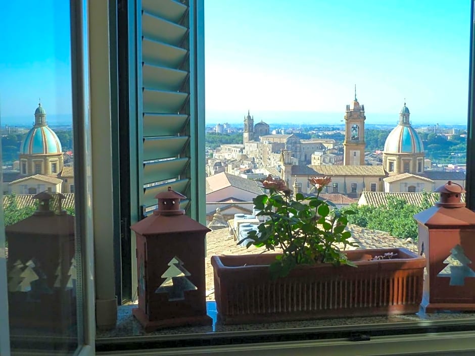 Casa tipica siciliana patronale home BedandBreakfast TreMetriSoprailCielo Camere con vista, colazione terrazzo panoramico