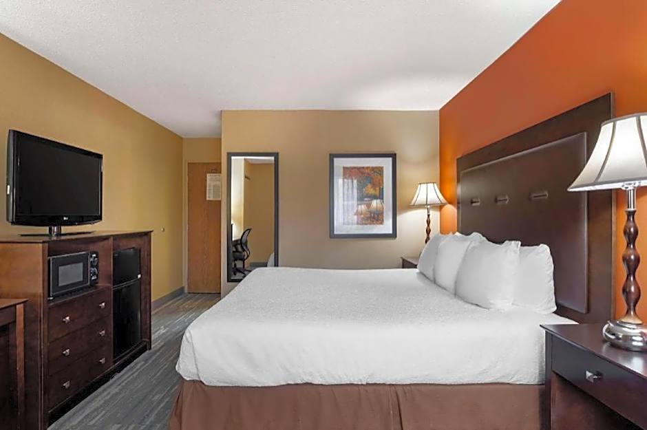 Best Western Plus The Inn At Sharon/Foxboro
