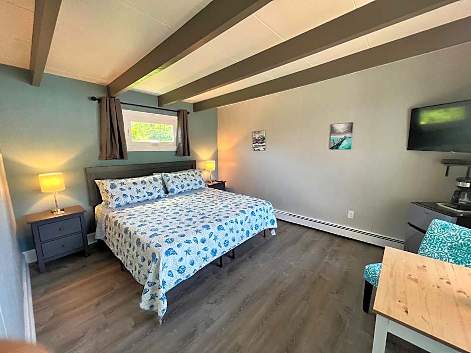 Claddagh Motel & Suites