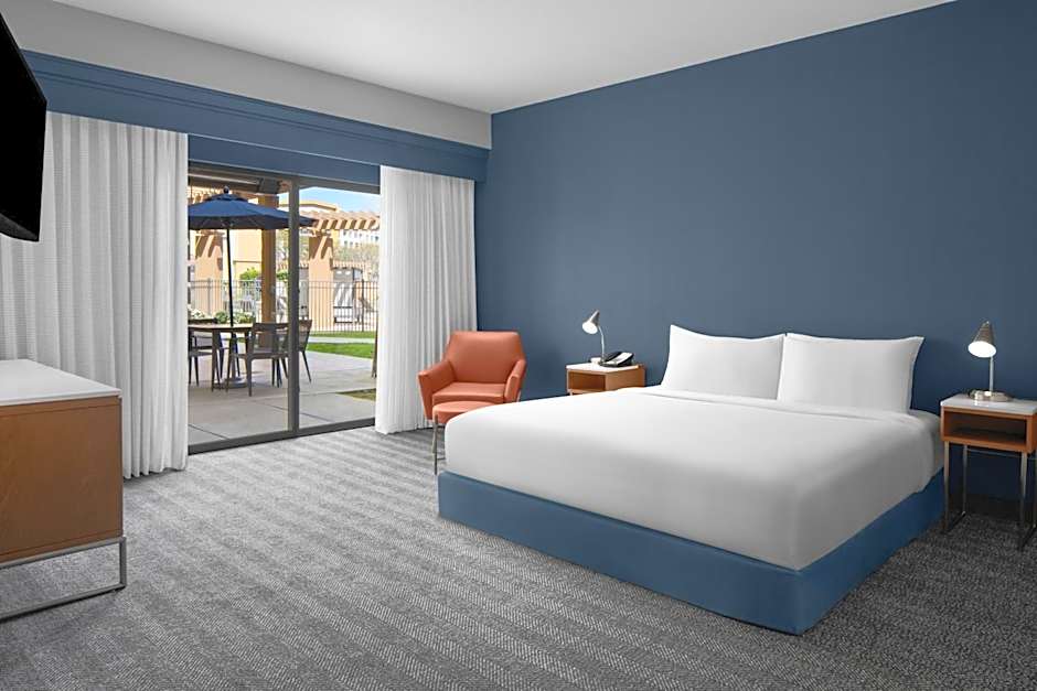 Courtyard by Marriott San Diego Central