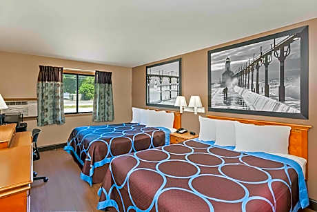 2 Queen Beds Nonsmoking