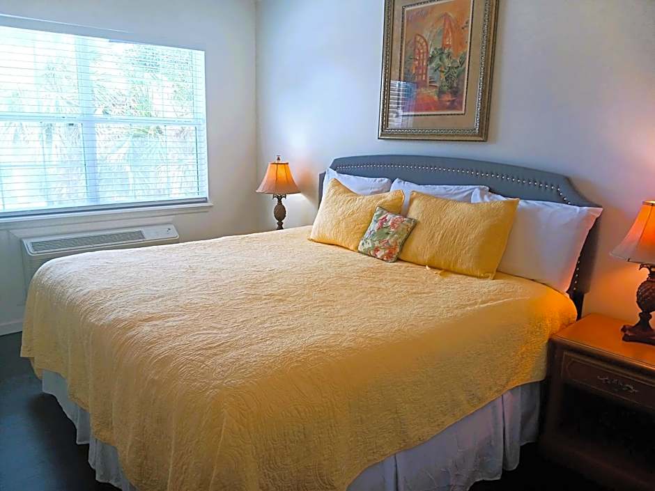 The Cozy Inn