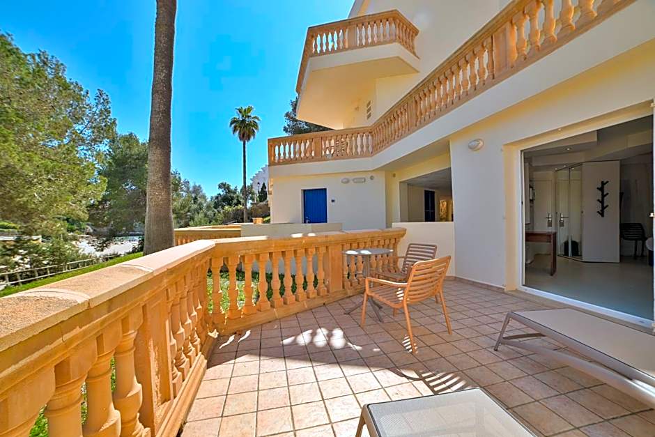 Apartamentos Azul Playa