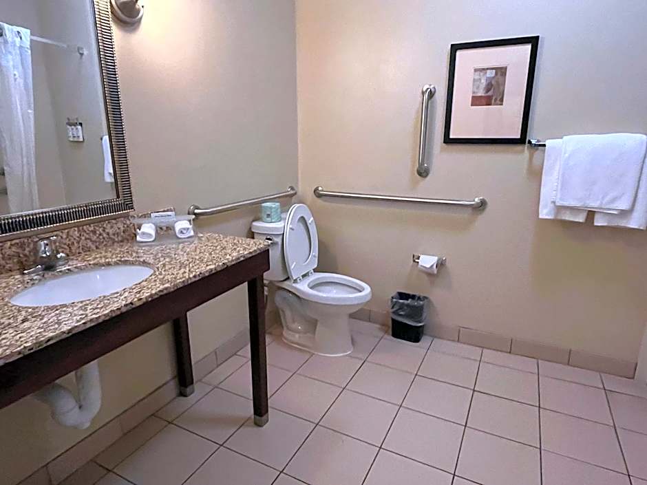 Holiday Inn Express & Suites Deming Mimbres Valley By IHG