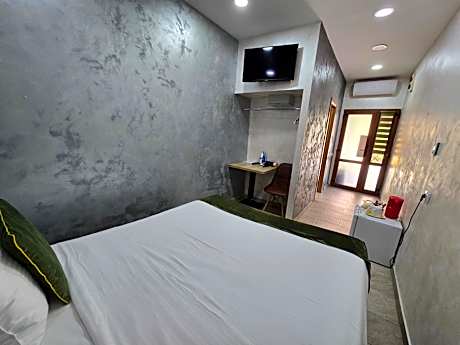 Small double - room 13, No parking space