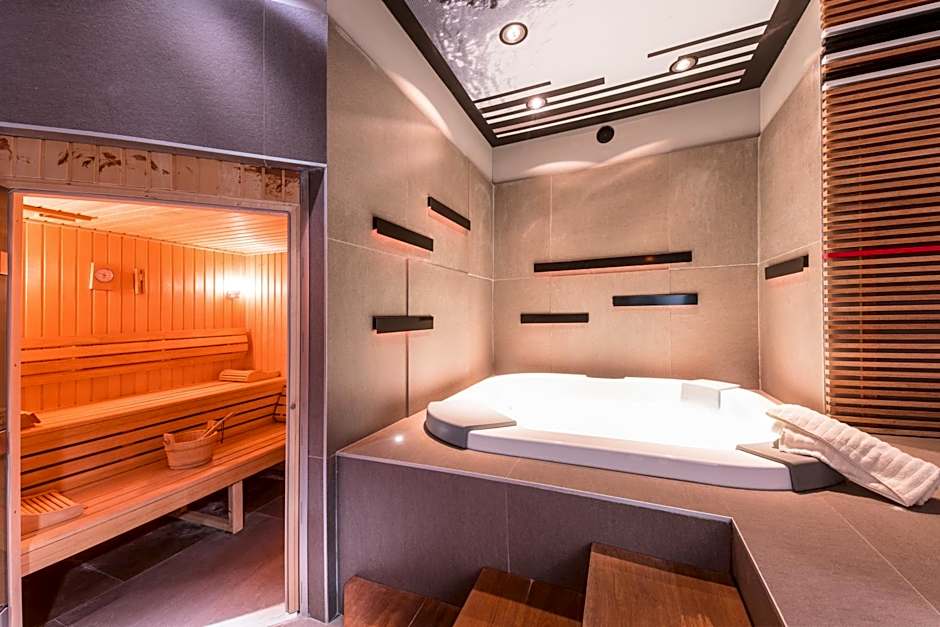 Ibis Styles Hyeres Rooftop & Spa