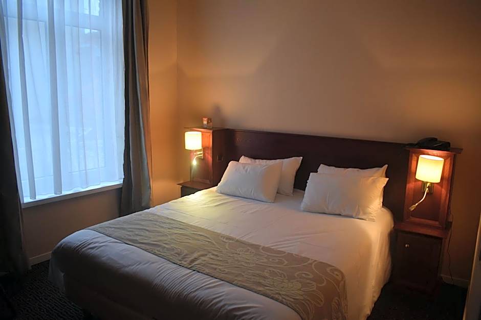 Metropol Hotel