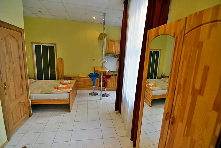 Hotel Multilux with Self Check-in