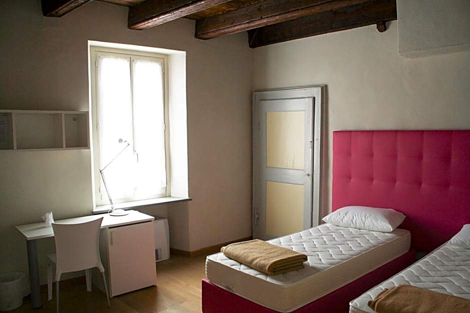 Palazzo Sacco Hostello Fossano