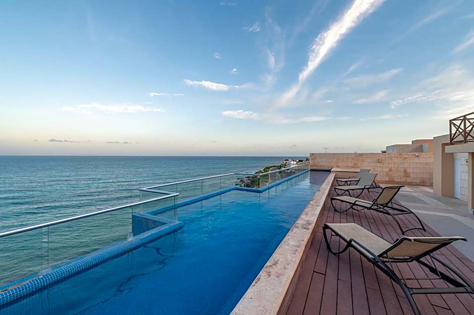Shama Apartment beach front