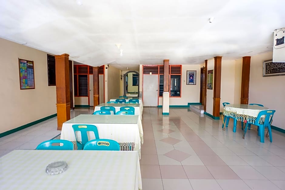 OYO 2180 Vina Vira Hotel