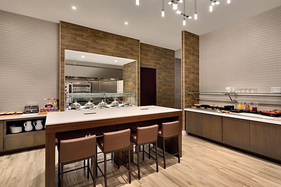Hilton Garden Inn New York Times Square South