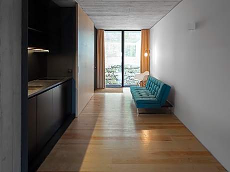 Studio Apartment - River View