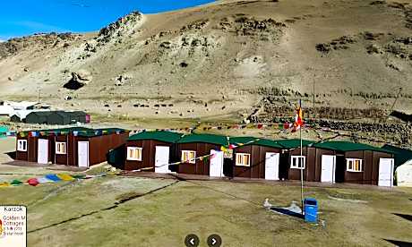 Golden Mark Camp & Cottages