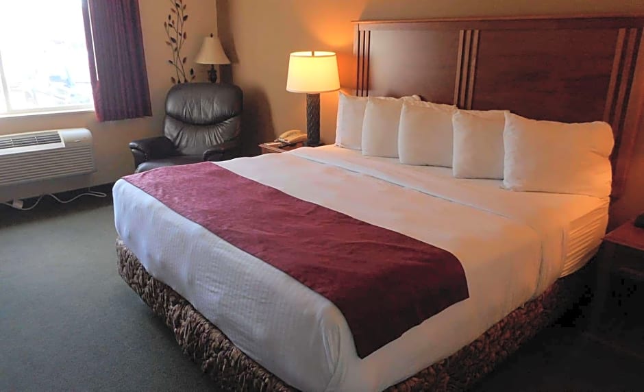 AmericInn by Wyndham McAlester