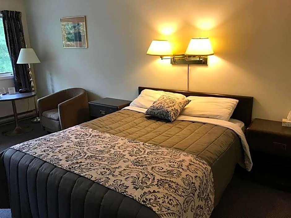 Coastal Inn - Kingfisher