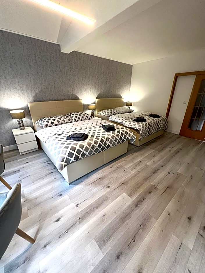 GrandLux Villa & Spa