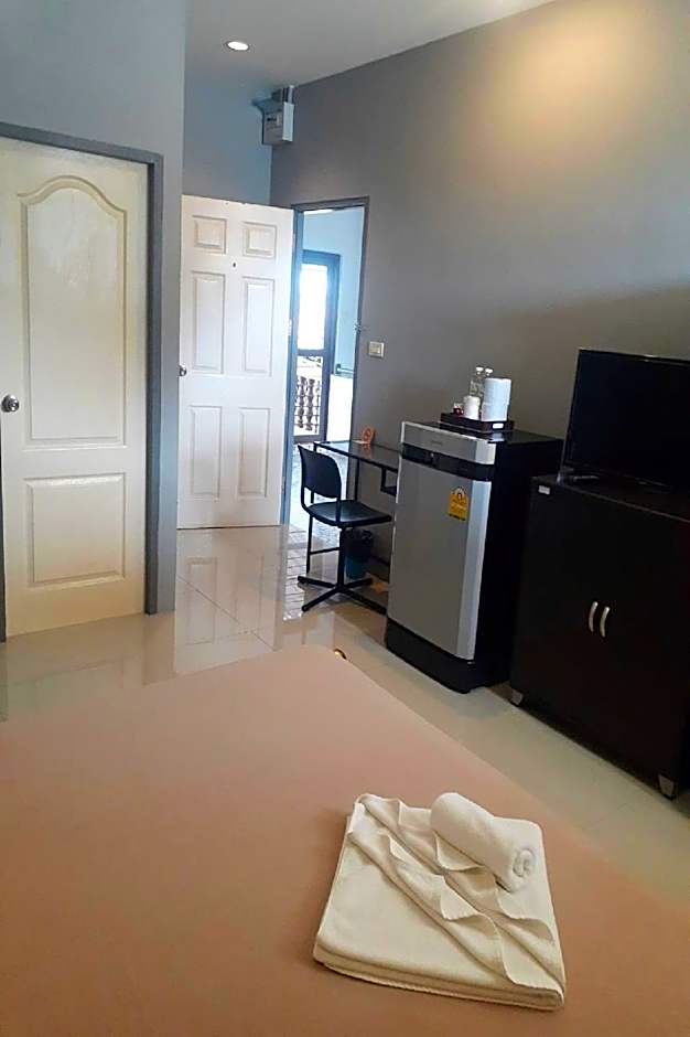 Surachet at 257 Boutique House