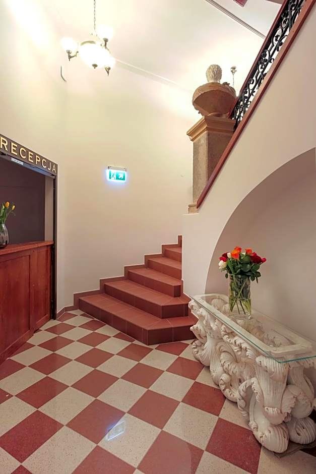 ZEPPELIN APARTMENTS Simple Acomodation