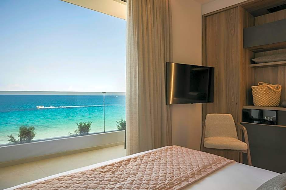 Sea Zante Luxury Beachfront Retreat – Kypseli, SC