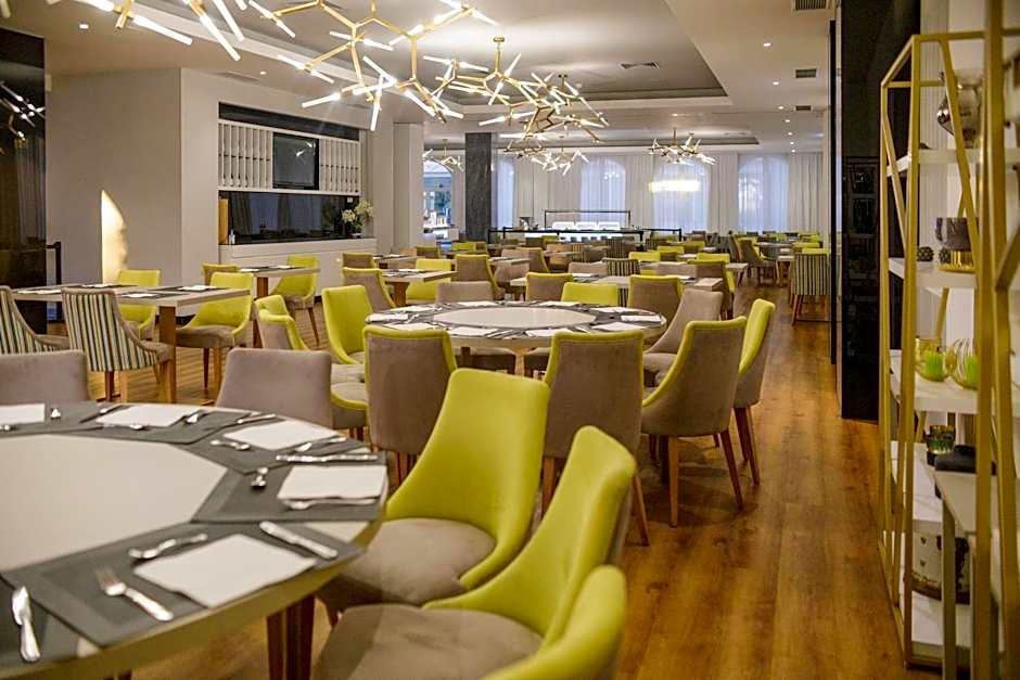 Hotel Covilhã Dona Maria Affiliated by Meliá