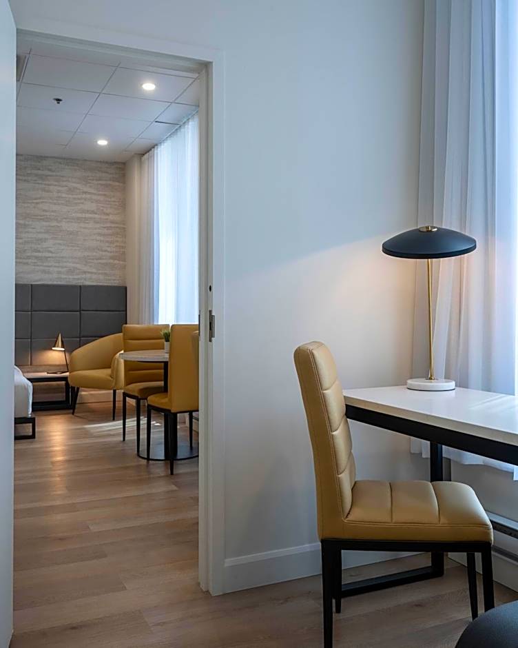 Travelodge by Wyndham Montreal Centre